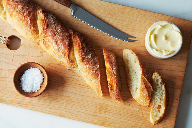 Любителям ароматного и хрустящего: как выбрать хлебопечку?